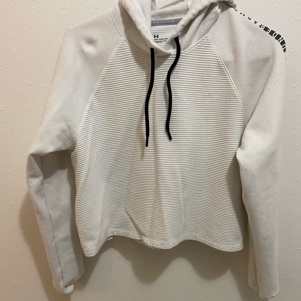 Under Armour Hoodie Small